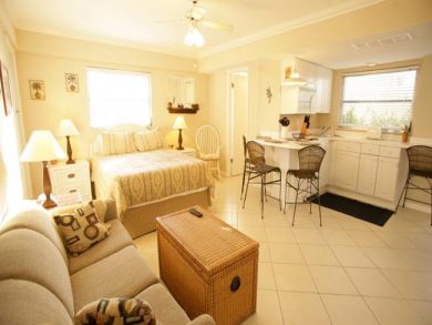 Value Priced Rental Studio At The Beach